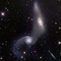 Arp 245 (NGC 2992 + NGC 2993)