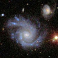 Arp 42 (NGC 5829 + IC 4526)