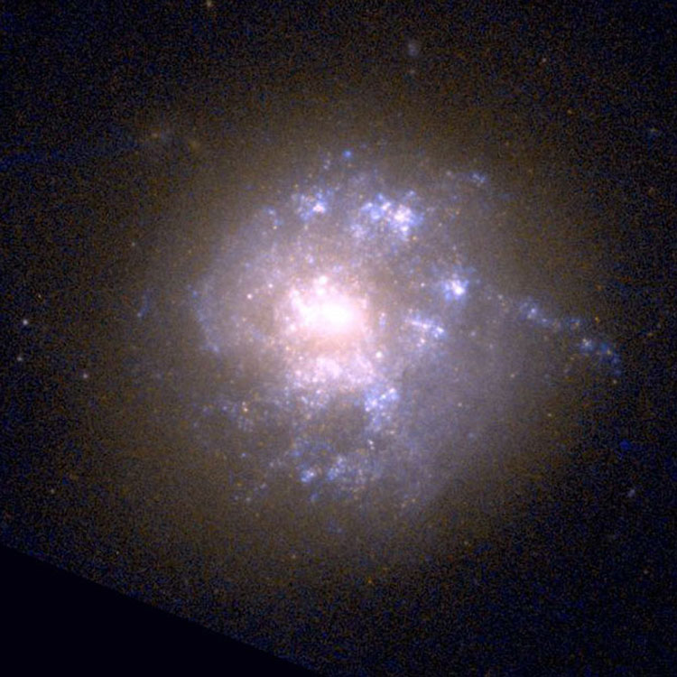 HST closeup of irregular galaxy IC 399