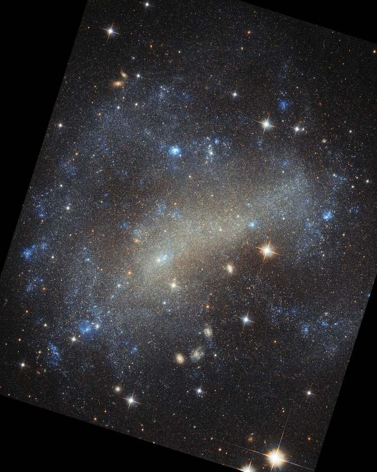 HST image of spiral galaxy IC 4710