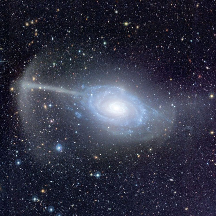 Canada-France Hawaii Telescope image of region near spiral galaxy NGC 4651