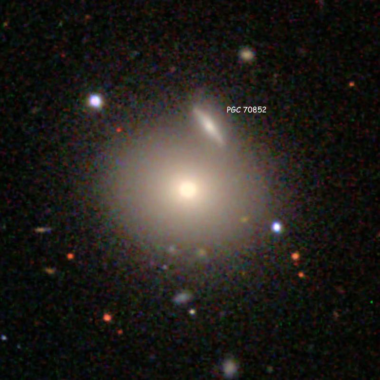SDSS image of lenticular galaxy NGC 7559, also showing PGC 70852