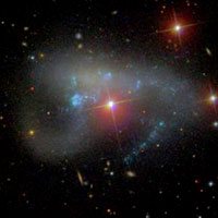 Arp 263 (NGC 3239)