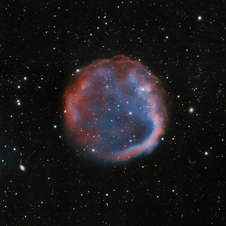 NOIRLab image of region near planetary nebula EGB-6