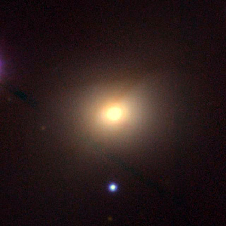 PanSTARRS image of nucleus of lenticular galaxy IC 171
