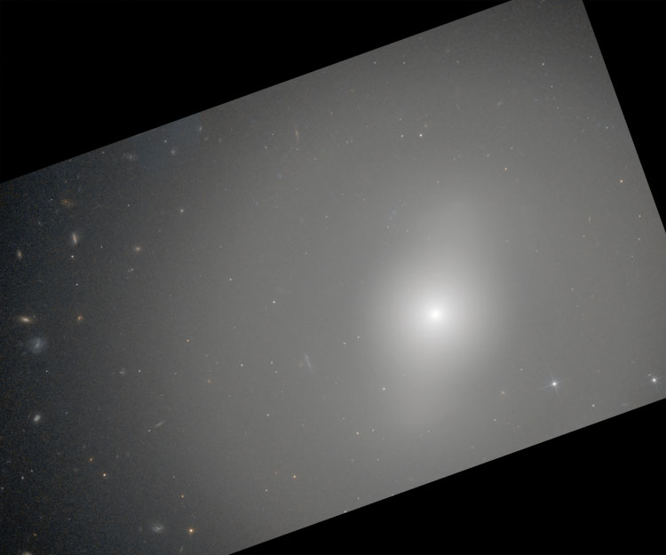 HST image of part of lenticular galaxy NGC 1533