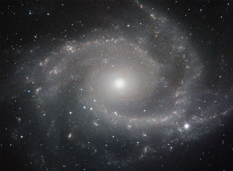 ESO infrared image of spiral galaxy NGC 2997
