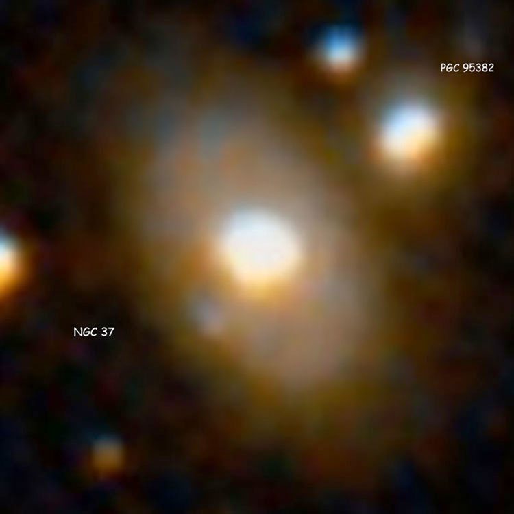 DSS image of lenticular galaxy NGC 37, also showing lenticular galaxy PGC 95382