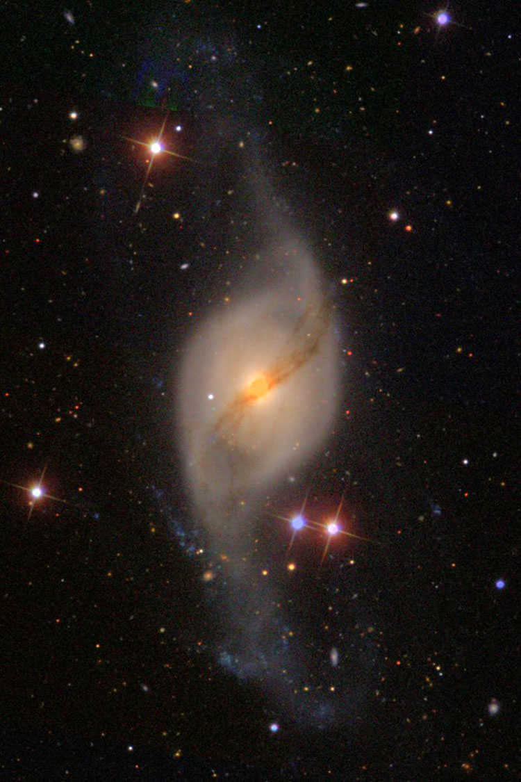 SDSS image of NGC 3718