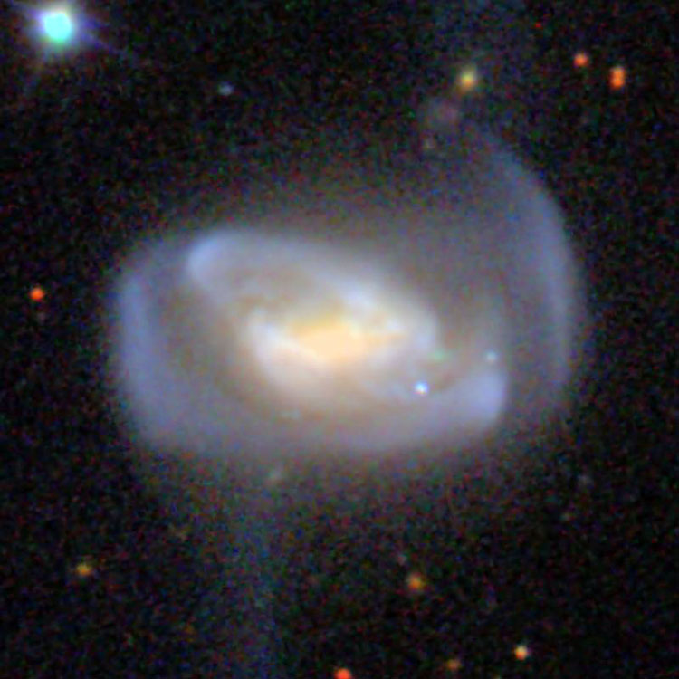 SDSS image of NGC 5218